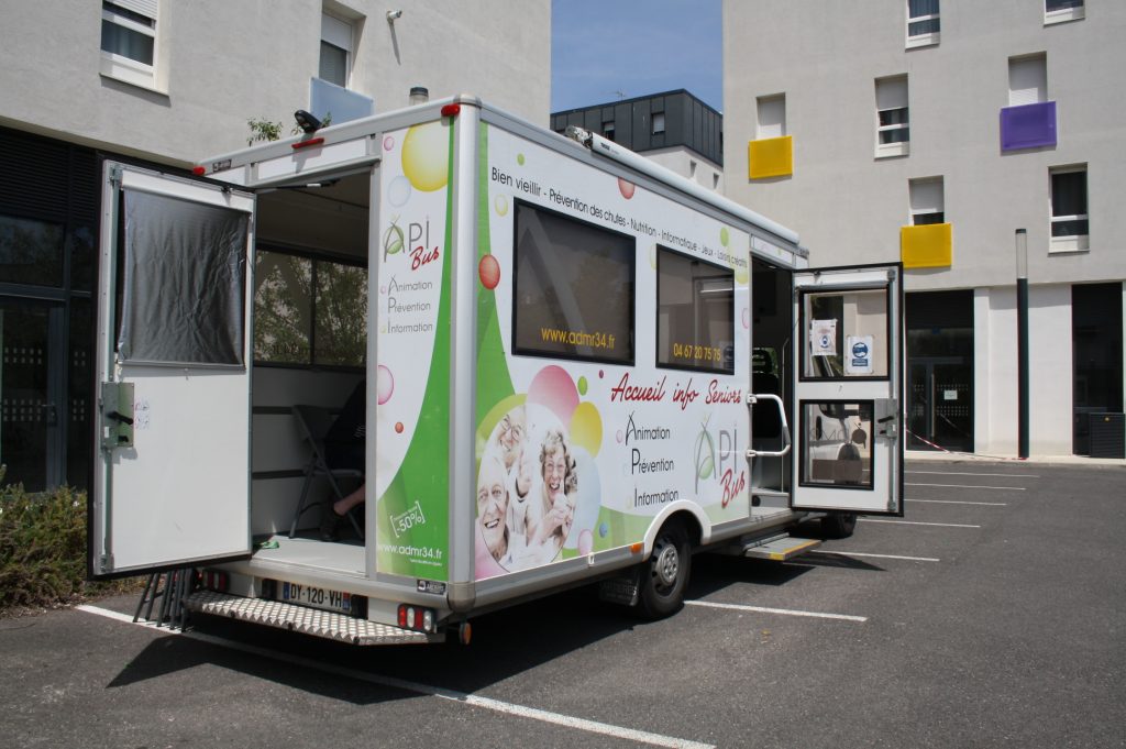 Itinérance : l'API Bus, dans l'Hérault, est déployé par le bailleur social Hérault Logement pour ses résidents et résidentes séniors.